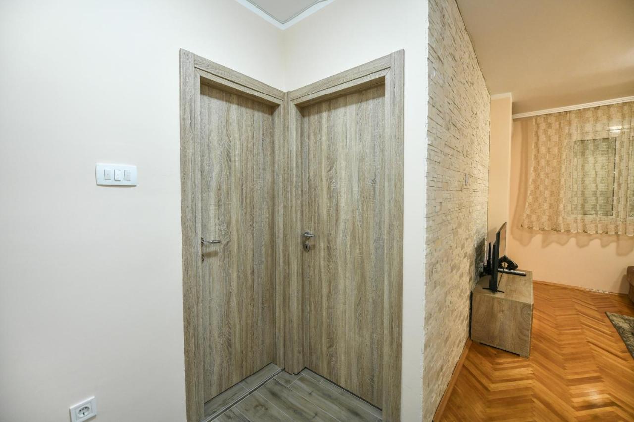 Apartman Centar 2 Podgorica Eksteriør billede
