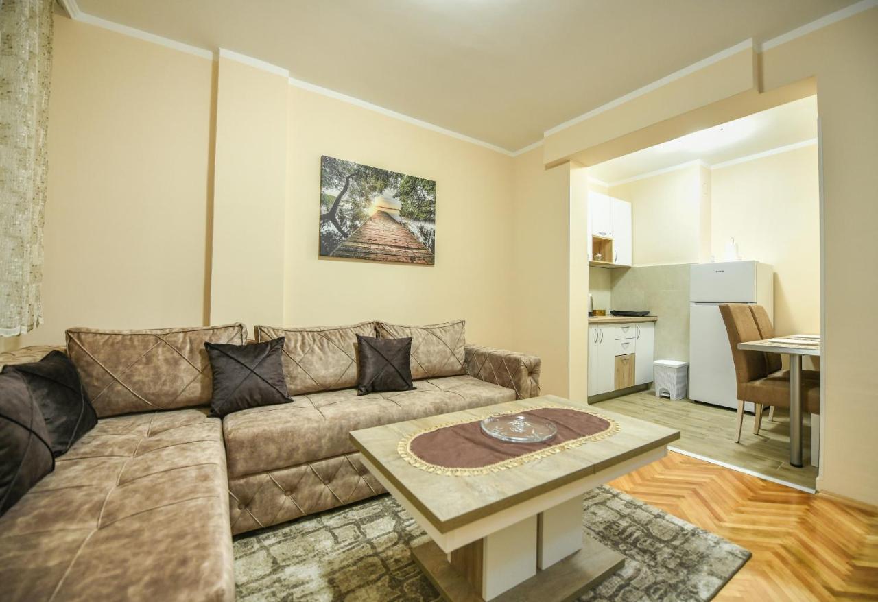 Apartman Centar 2 Podgorica Eksteriør billede